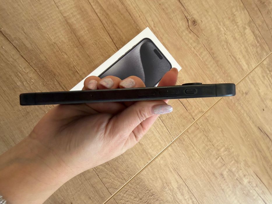 Iphone 15 pro stare foarte buna