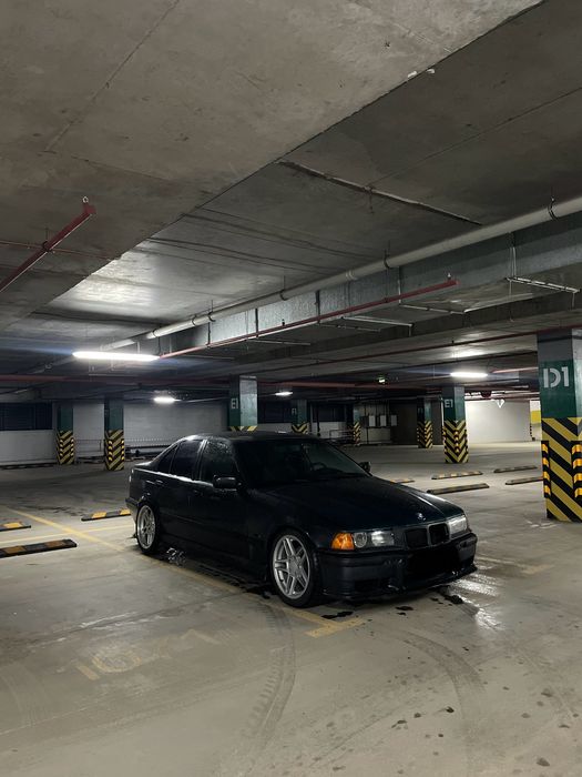 Продам бмв е36 320