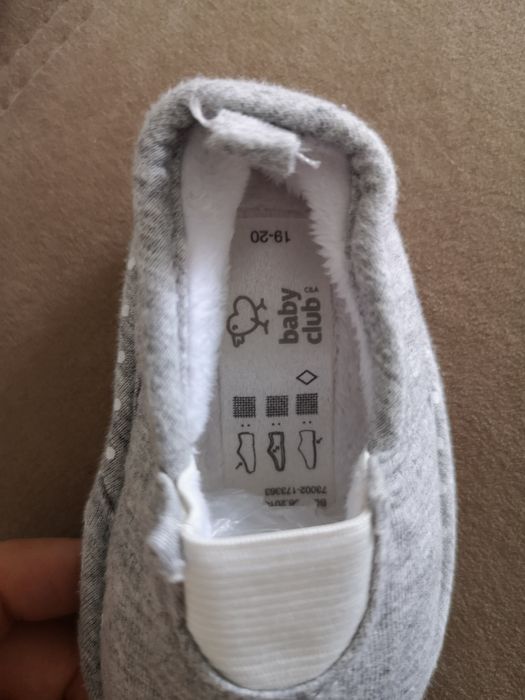 Новая обувь для малыша до года