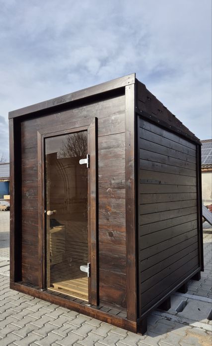 Saună Pătrată de Exterior (Finlandeză) NOUĂ – 6 Persoane, Lemn Molid + Încălzitor Inclus