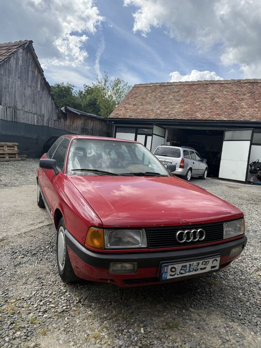 Vand Audi   80  1.8 benzina