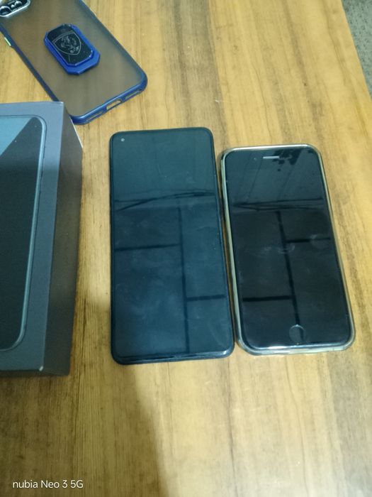 Айфон 8 и oppo Reno 7
