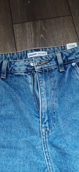 Дамски дънки 7€.