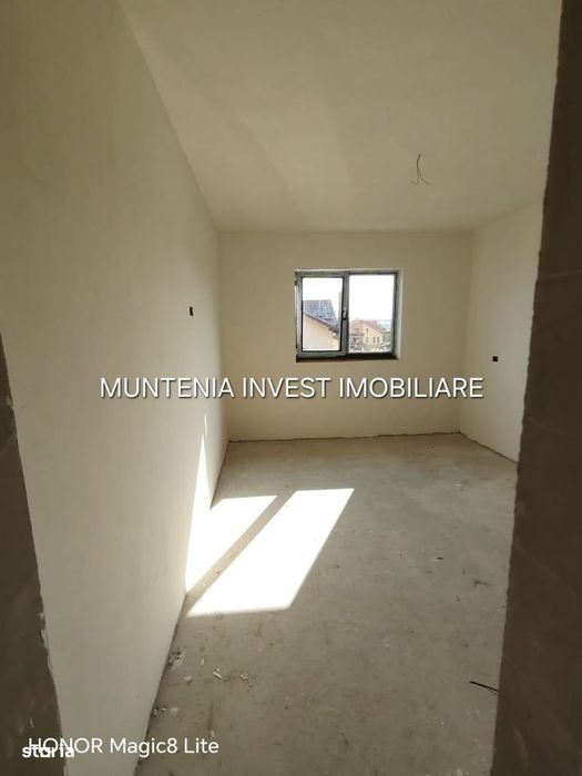 Casă de vânzare P+1, teren 308 mp ,zona Smeura