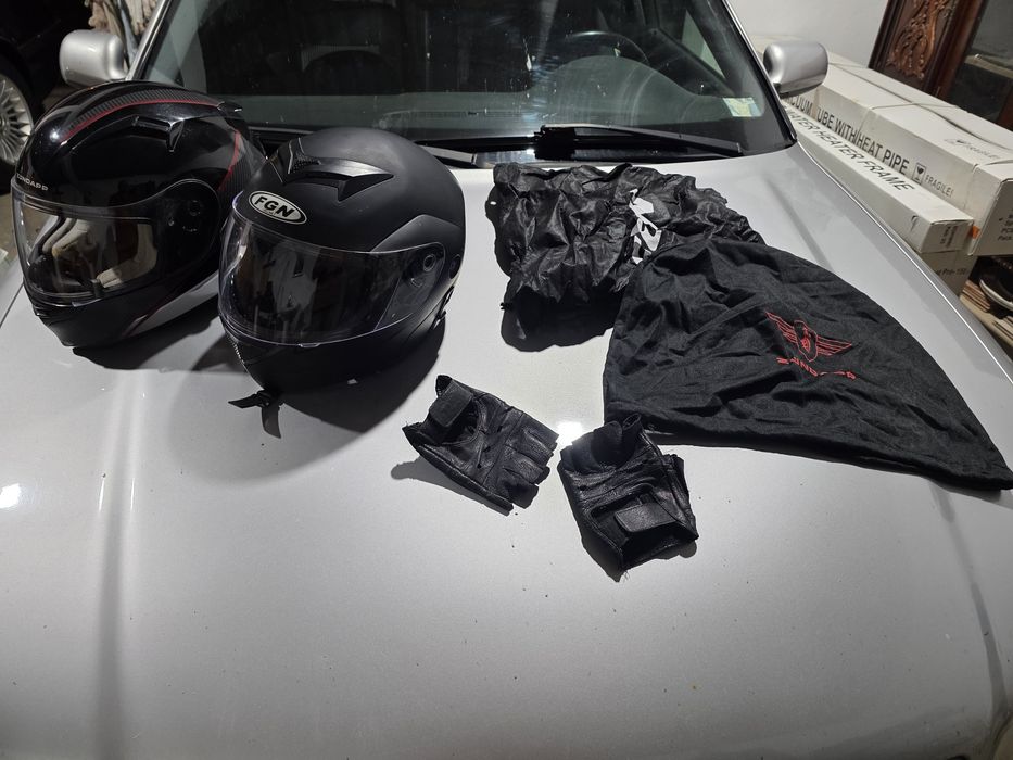 Casti motocicleta M si L,manusi