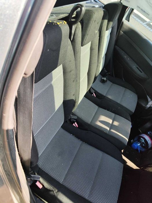 Peugeot 307 на части пежо 307 HDI 2.0