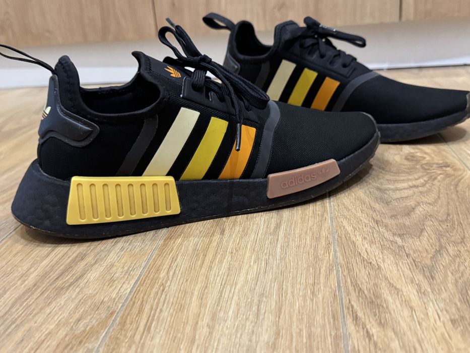 Кроссовки adidas 42 размер 8/10