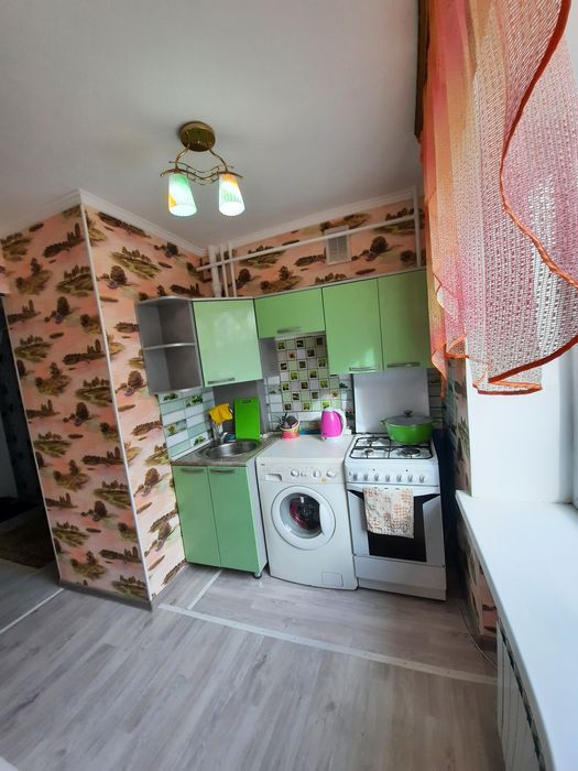 1 ком Евро в центре почасовая 1 000