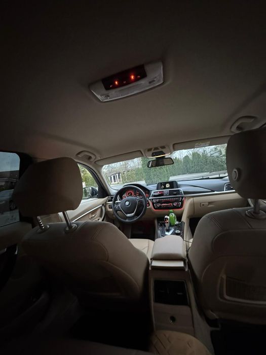 BMW Seria 3 (318d) Steptronic 2017 – 2.0 Diesel Automată