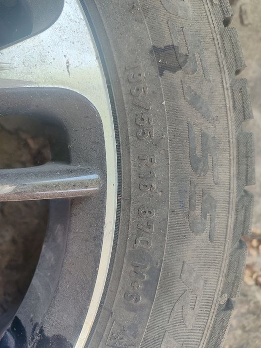 Комплект дисков с зимней резиной R16