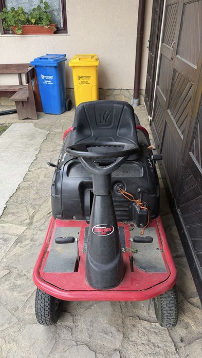 Tractor tuns gazon mini rider