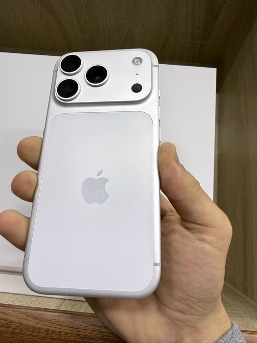 iPhone 17 Pro 256Gb Sim E sim 30sikl