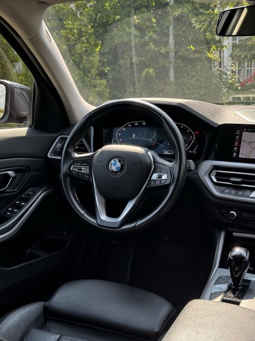 BMW Seria 3 G21 Mild Hybrid Model Advantage - TVA deductibil