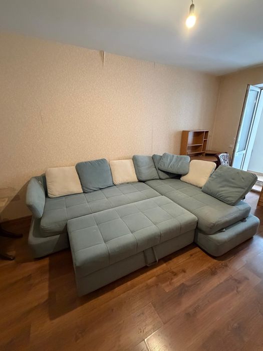 Диван отличного качеста