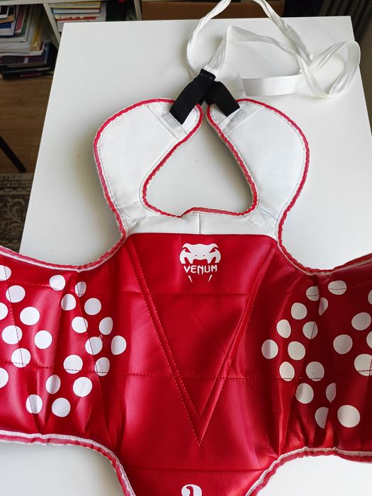 Форма для таэквондо, экипировка