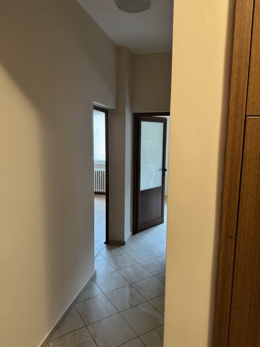 Дава се под наем Офис в София, Медицинска академия - 90 кв.м за 1020 € - Снимка #3