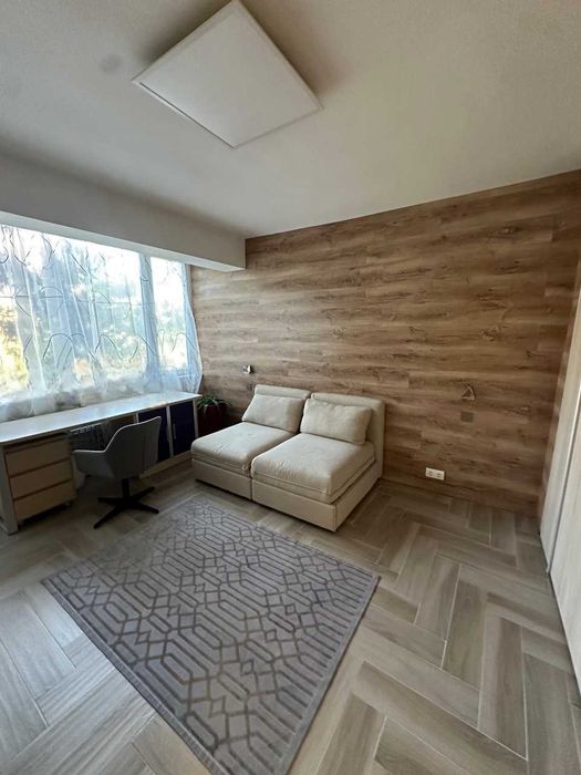 Дава се под наем Тристаен апартамент в София, Лозенец - 118 кв.м за 918 € - Снимка #10