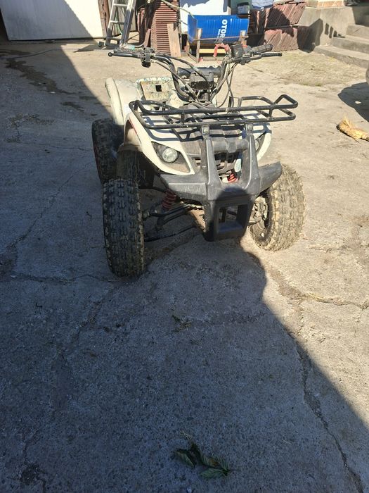 ATV. De. Vânzare