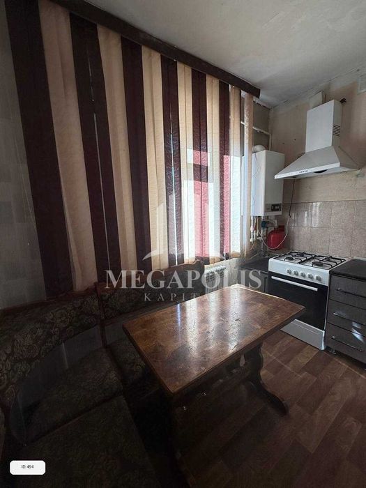 Buxoro 7-mikrorayonda 3 xonali kvartira arzon narxda sotiladi. №464