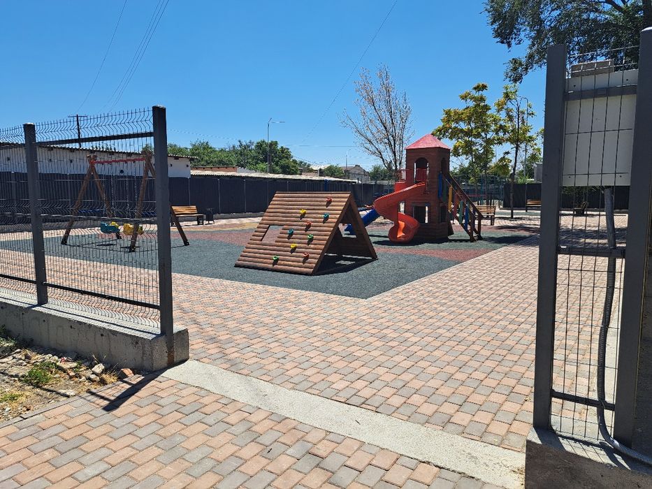 Уй сатылады район Аптека