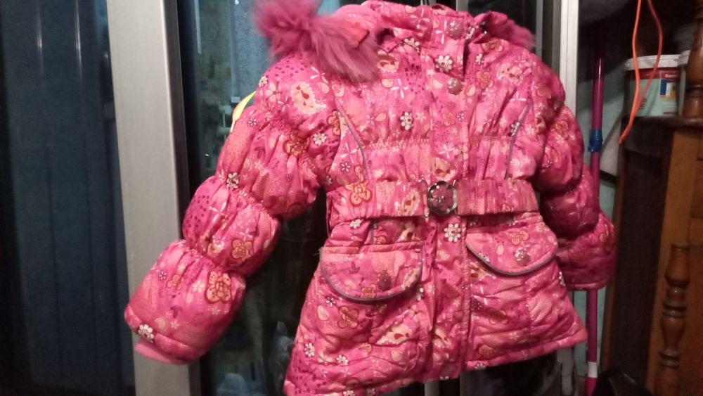 Куртка зимняя на 4-6 лет