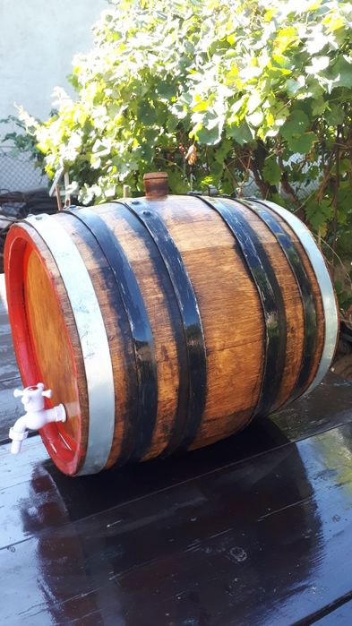 Butoias  de stejar,de 35 l,folosit numai ptr.palinca