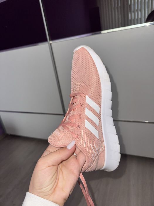 Маратонки Adidas