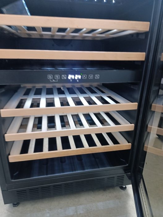 Нова!!! Витрина за вино FRILEC