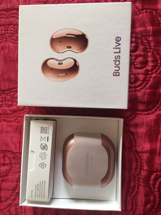 Наушник без проводной