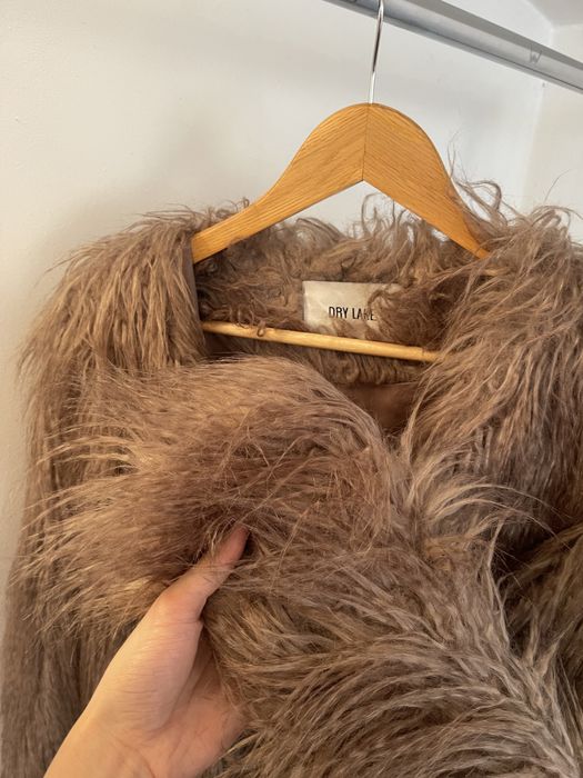 Haina superba Dry Lake de blanita