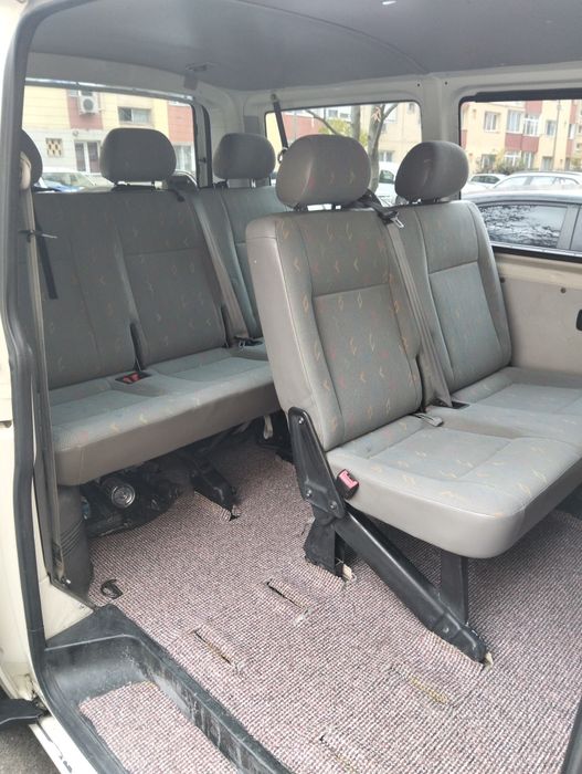 Volkswagen Transporter T5 2004