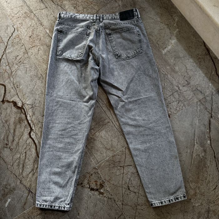 Продавам дънките/джогърите от снимките