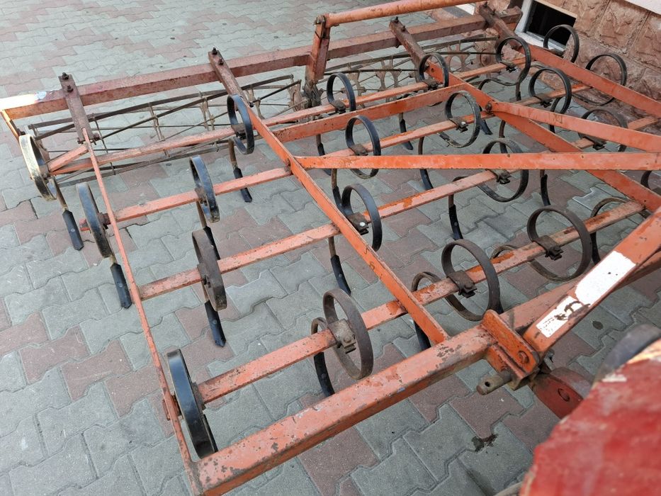 Cultivator,combinator