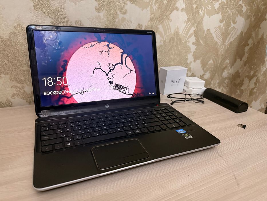 Продам ноутбук HP Envy dv6 (i7 / 8GB / SSD 256GB / NVIDIA)