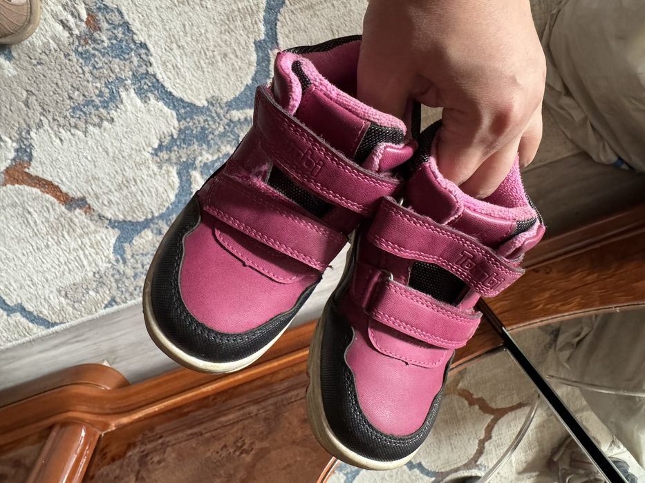 Кроссовки,ботинки,аквашузы