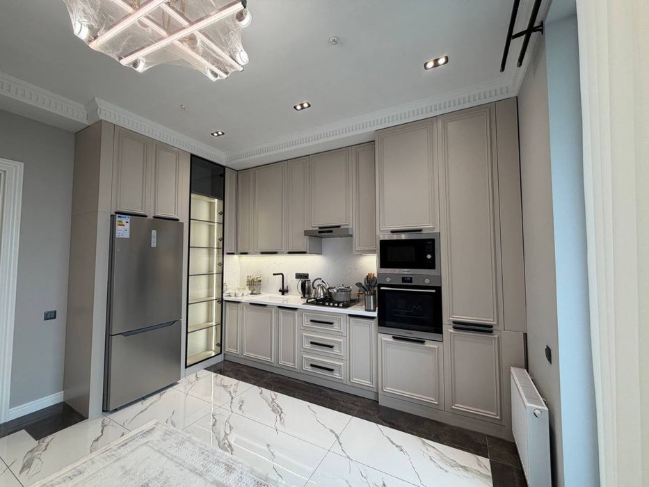 NRG JOMIY 3ком. Под ключ ор-р жомий базар, круг олмазор