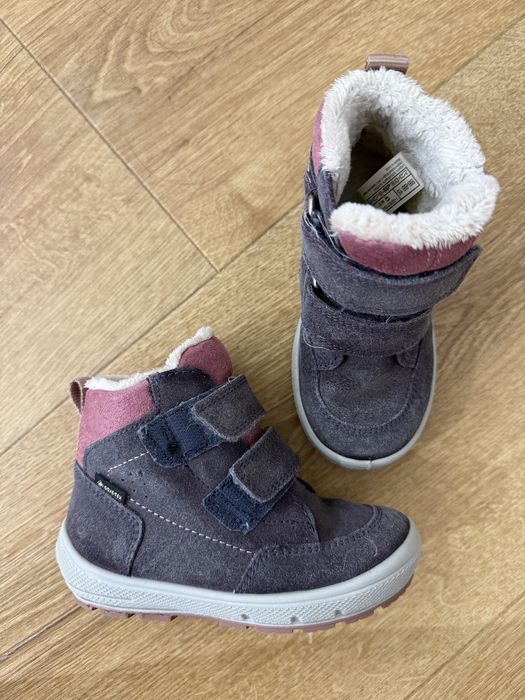 Детски обувки за момиче - боти, маратонки, ботуши