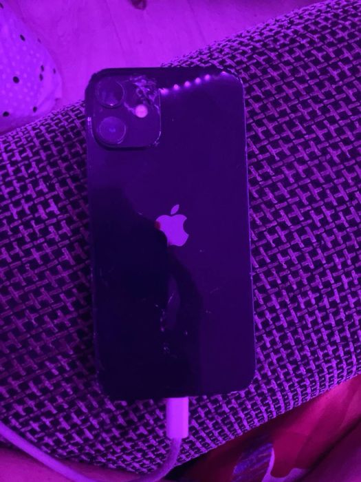Обменяю Iphone 12 mini