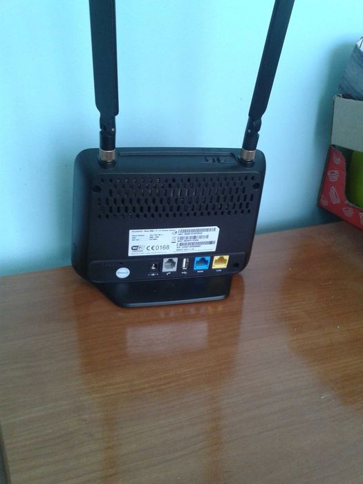 4G рутер Huawei B880-75 отключен