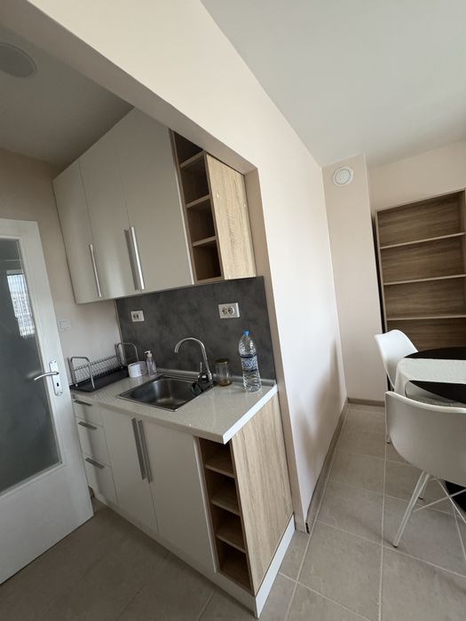 Дава се под наем Двустаен апартамент в Шумен, Боян Българанов 1 - 65 кв.м за 280.5 € - Снимка #5