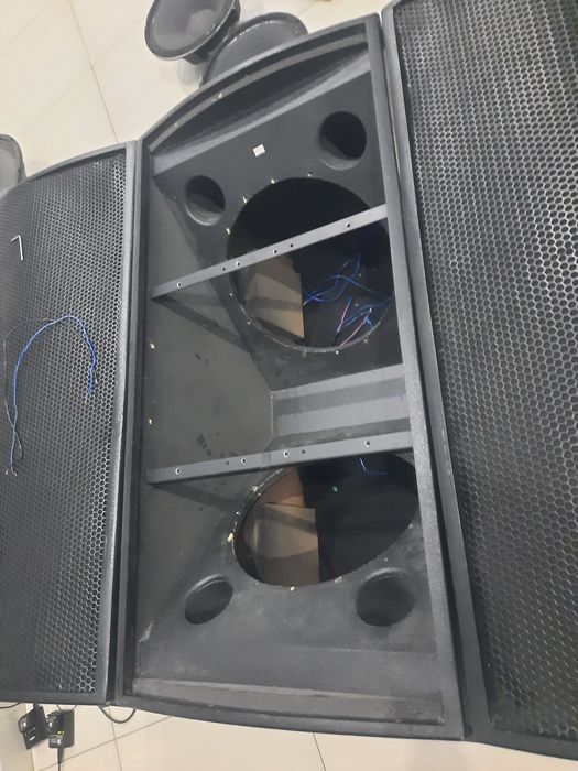 Линейный масиф фирмы Essound аудио аппаратура