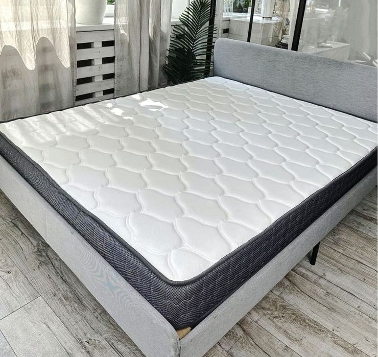 Матрас б/у 180/200