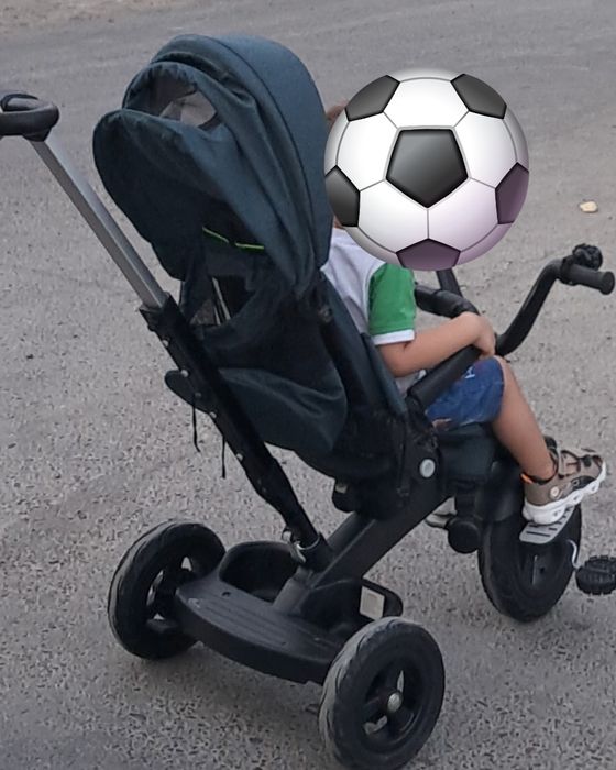 Коляска велосипед в отличном состоянии