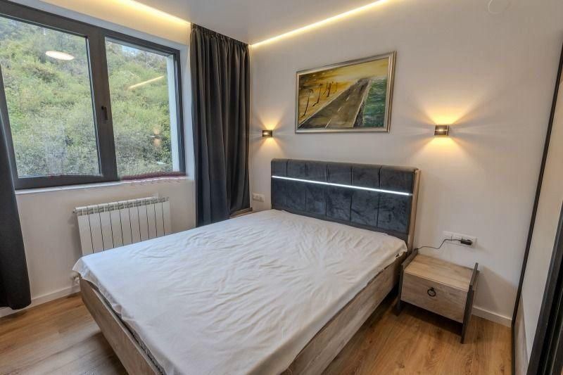 Двустаен апартамент в ж.к. Дружба 2.