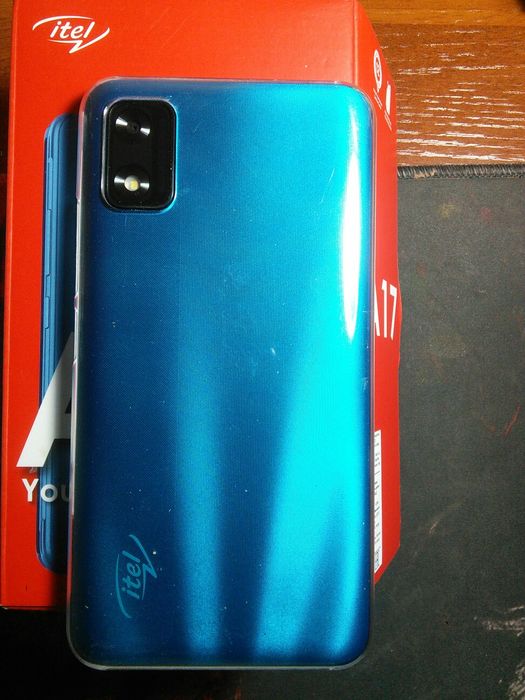 Смартфоны , новые,в отличном состоянии.