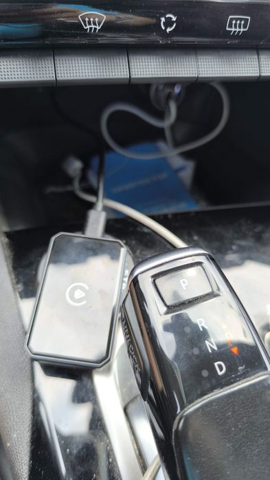 Wireless adapter за кола