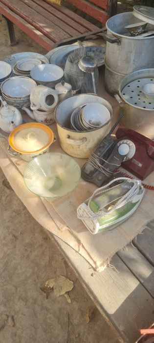 Пасуда все из дома