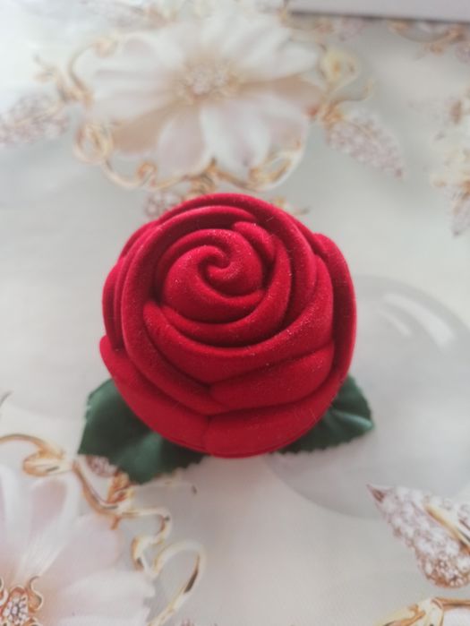 Подарочные коробочки для драгоценностей