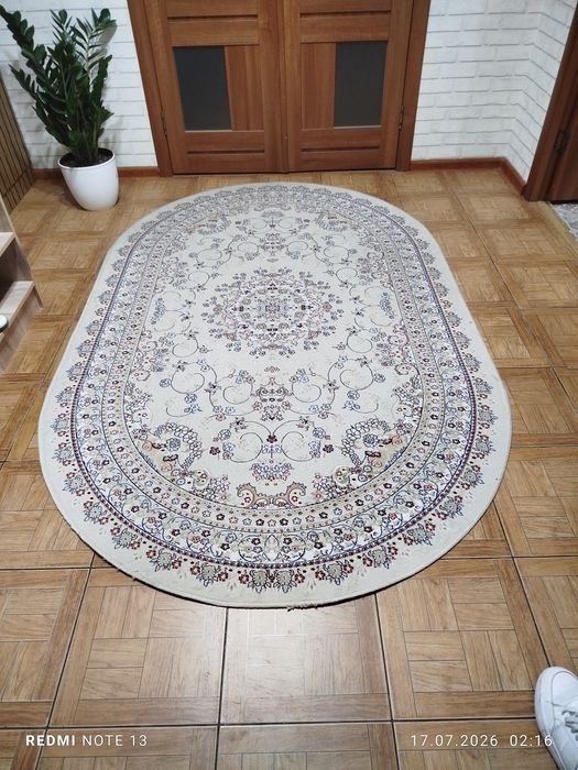 Овальный ковер 150*230