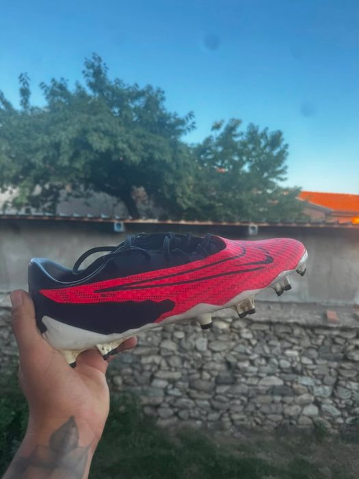 Бутонки Nike Phantom